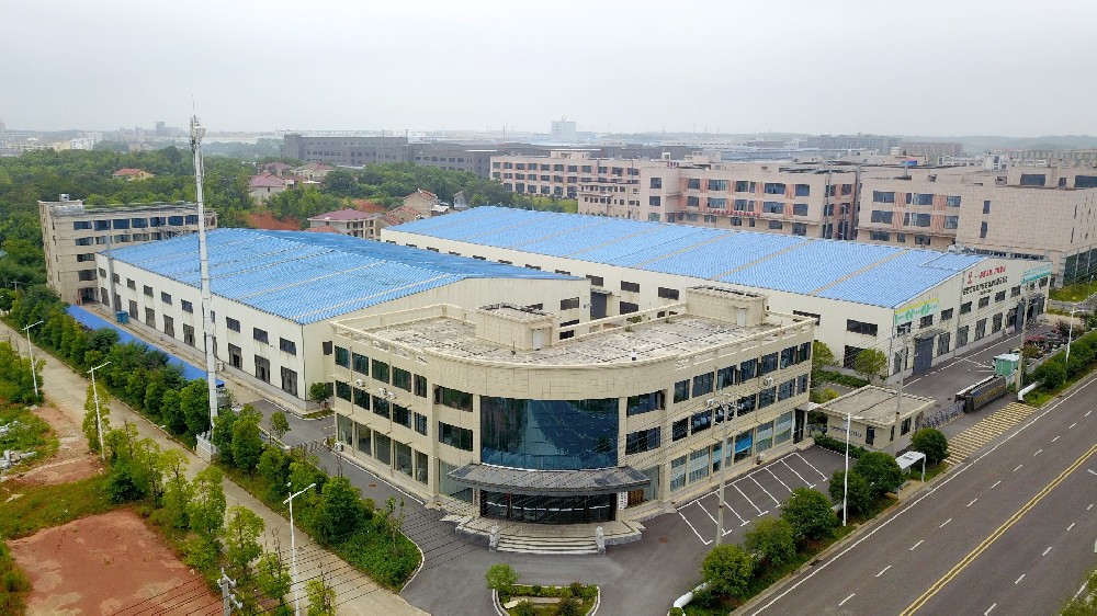 大型高低温试验箱——性能与应用的极致展现